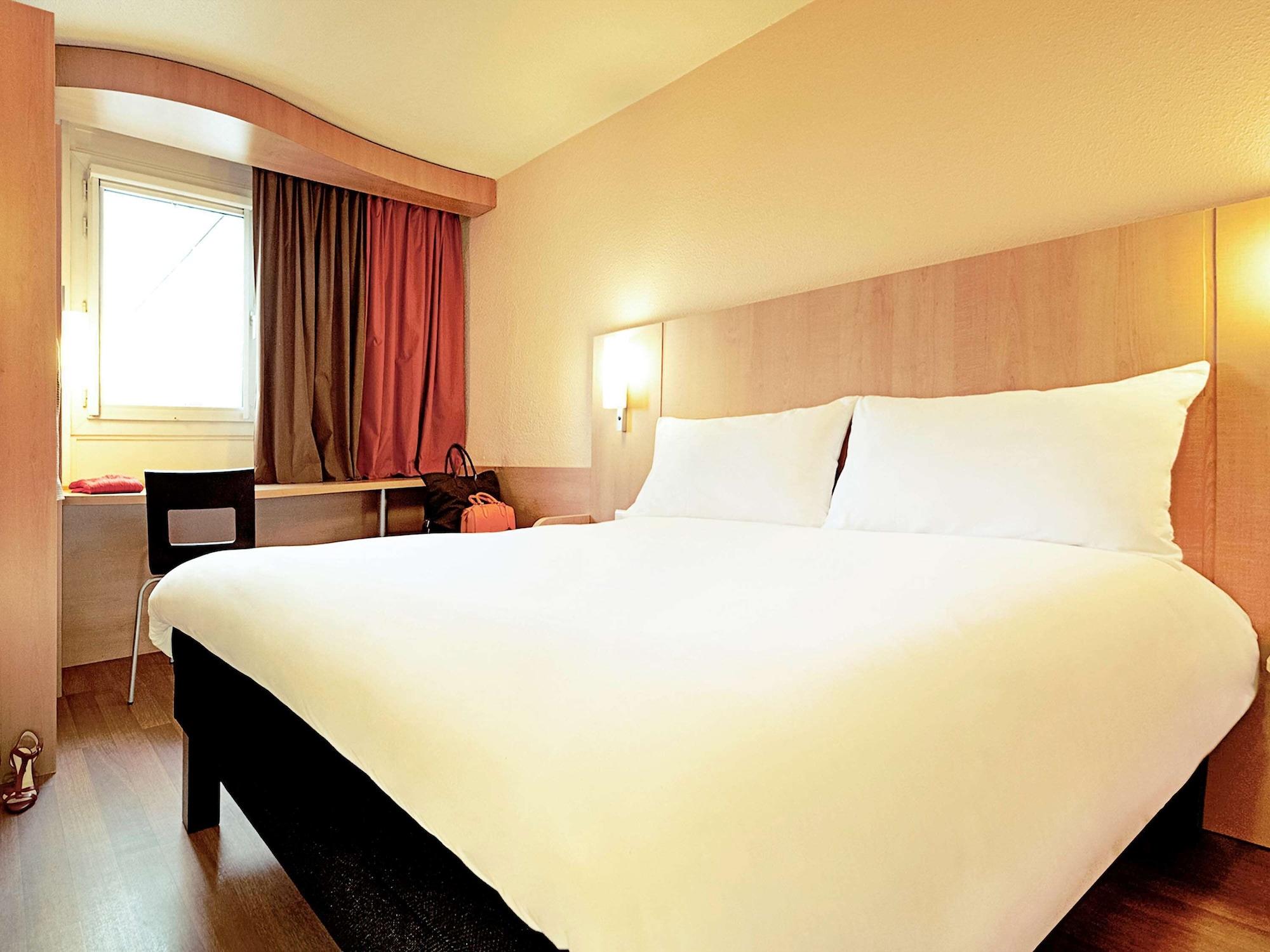 Ibis Poitiers Beaulieu Hotel Exterior photo