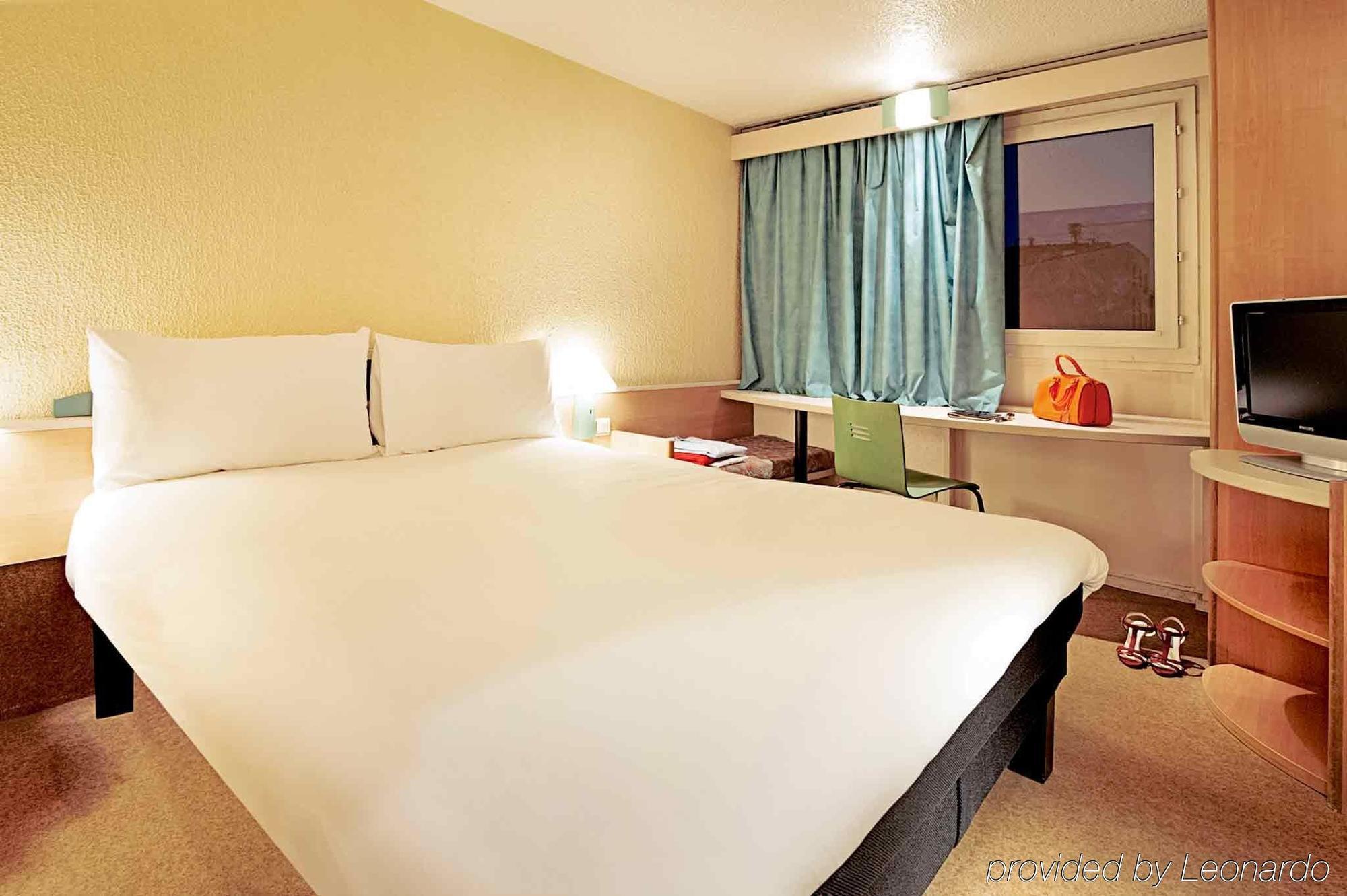 Ibis Poitiers Beaulieu Hotel Exterior photo